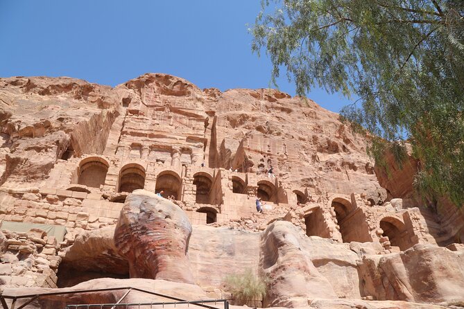 2 Day Tour to Petra and Wadi Rum from Tel Aviv - Sunset jeep tour: the guided route you want in Wadi Rum