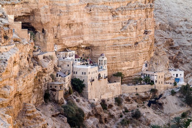 4-Day Christian Israel Tour from Tel Aviv - Dress code, weather, and what to pack for worship spaces