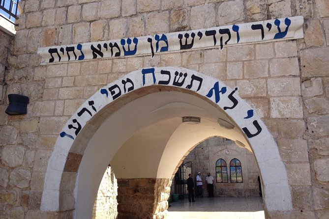 A Day of Spiritual Discovery in the Upper Galilee - Meeting Rabbi Amichai at HaAri St 2, Safed, and Getting Your Bearings Fast