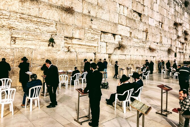 All Inclusive Walking Tour Old City Jerusalem - Golden Menorah, Via Dolorosa, and a reality check on photos