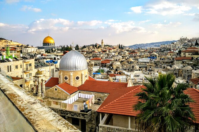 All Inclusive Walking Tour Old City Jerusalem - The included lunch and tea or coffee: why it matters in a 6-hour walk