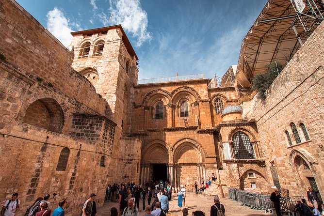 Best of Jerusalem Full-Day Tour from Tel Aviv - Old City bearings: four quarters and the Western Wall