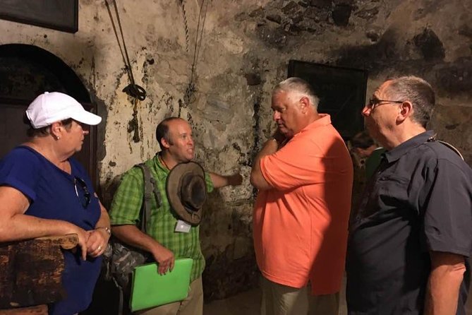 Boutique Walking Tour of Jerusalem - Schindler’s Grave: quiet respect in a Catholic cemetery