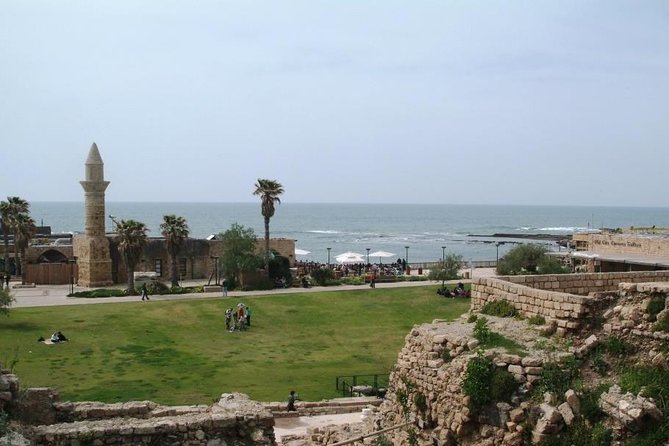 Caesarea and Haifa Private Tour from Tel Aviv - Haifa on Mount Carmel, Views, and Religious Layers
