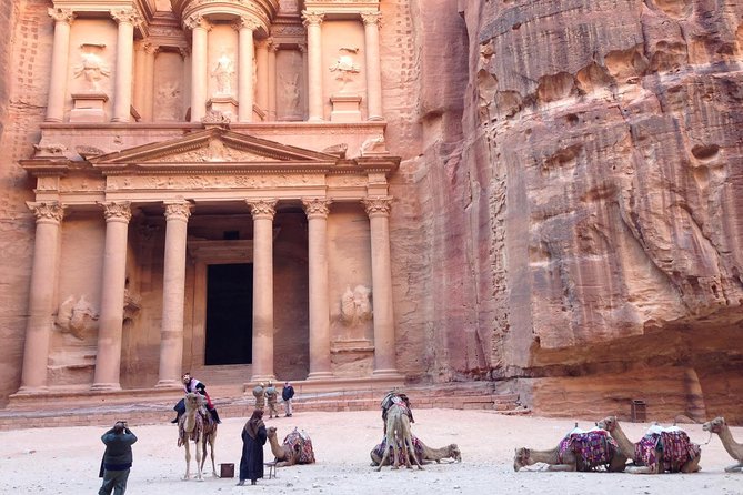 Day Tour to Petra by Bus from Tel Aviv - Aqaba markets stop: possible, not guaranteed