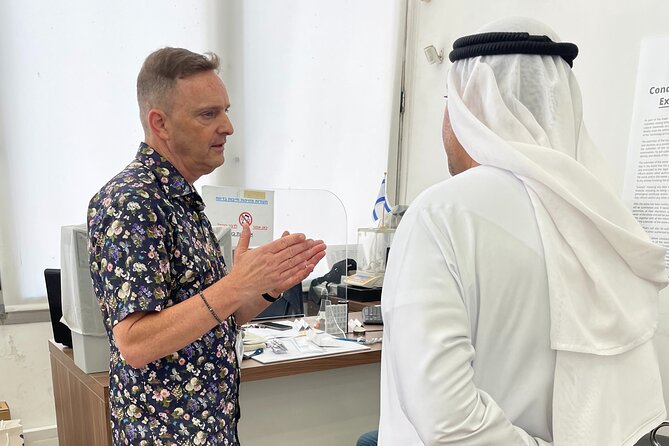 Exclusive Private Tour in The Israel Diamond Exchange - The Hands-on 4Cs Lesson, Loupe Practice, and Fake vs Real Basics