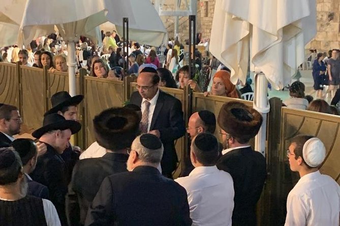 Explore Jerusalem's Old City - The Western Wall: the Temple connection and how the prayer note works
