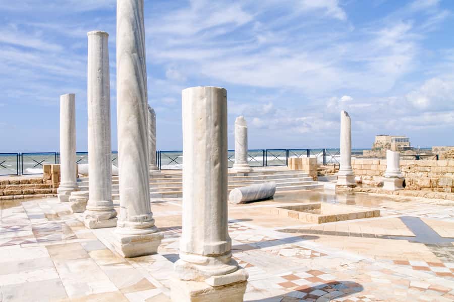 From Tel Aviv: Caesarea, Haifa and Akko Day Trip - Caesarea Roman ruins and the amphitheater vibe