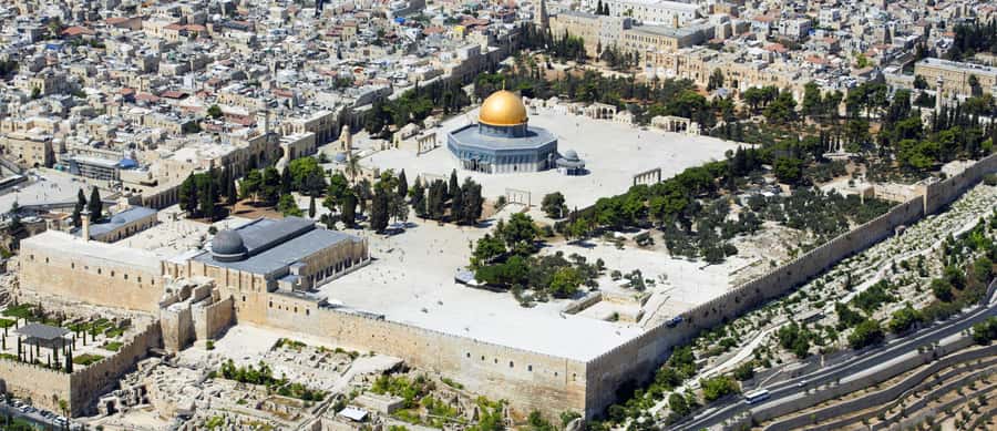 From Tel-Aviv: Day Tour to Origins of Christ in Jerusalem - Dominus Flevit and Gethsemane: where the stops feel heavier than the sights