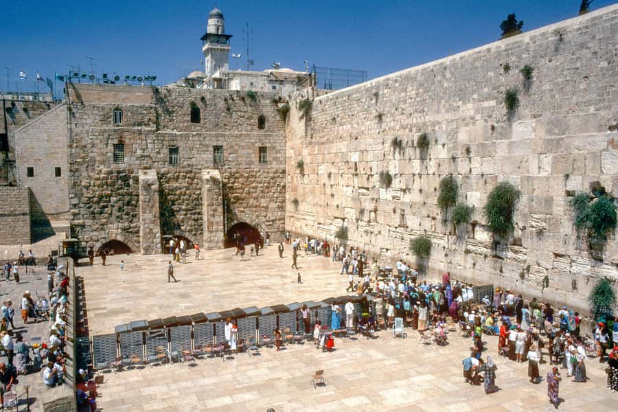 From Tel Aviv: Jerusalem Old City & Dead Sea Guided Day Tour - Morning pickup and the drive through the Judean Hills