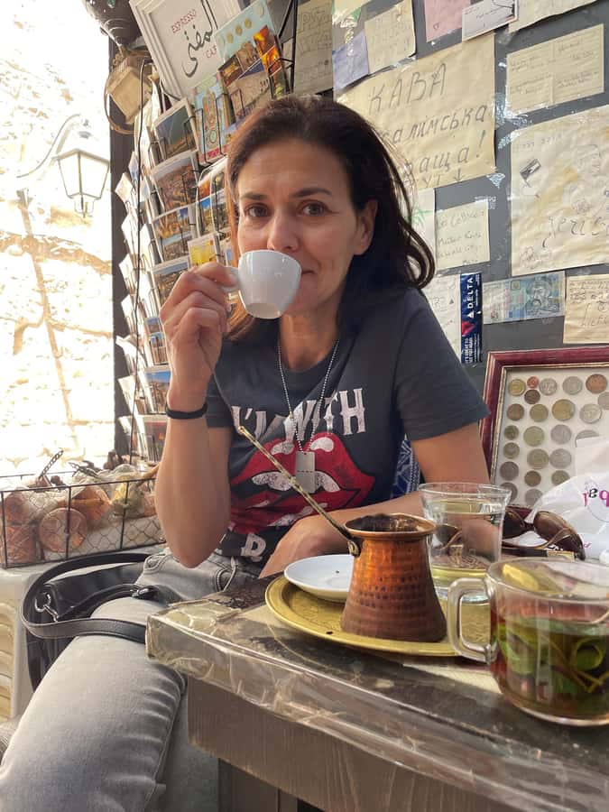 From TLV- Jerusalem Old & New tour INCL. ENTRANCE FEES & P/U - The Kotel and beyond: reaching the Christian Quarter with a clear flow