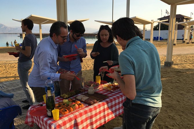 GoKEDEM Private Negev & Ramon Crater Adventure From Tel Aviv With Bedouin Feast - Mitspe Ramon Visitor Center: A Free, Easy First Hour