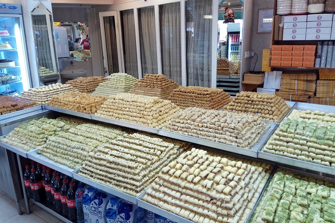 Haifa Culinary Private Tour - Museum Without Walls and street murals: learning without a classroom