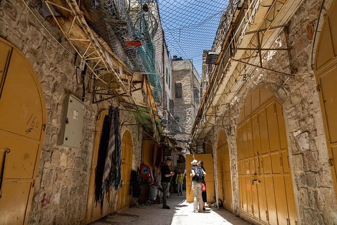 Hebron & Ramallah Full-Day Guided Tour from Jerusalem - The guide experience: what Mohammed’s style adds