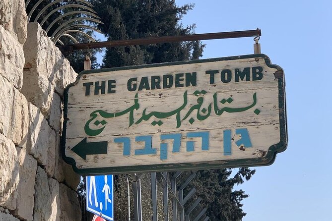 In The Footsteps of Jesus Day Tour - Dguide Self Guiding App - Tomb of the Virgin Mary: Crusader details below street level