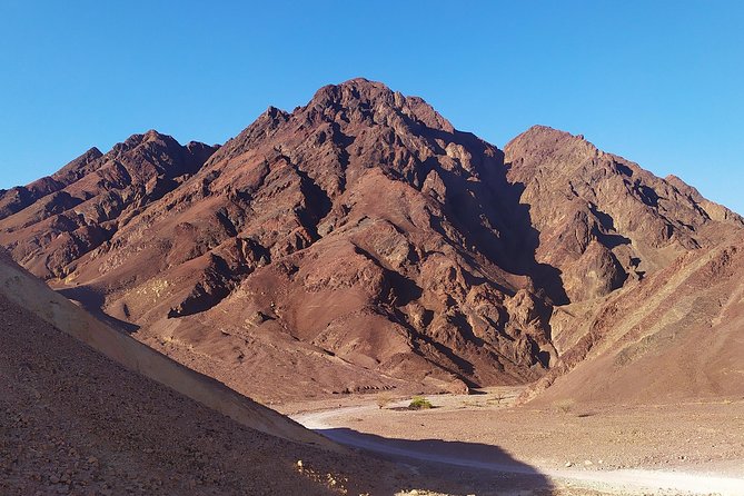 Jeep tour adventure Eilat mountains - How the tour flows: city, Camel Ranch, then the high viewpoint