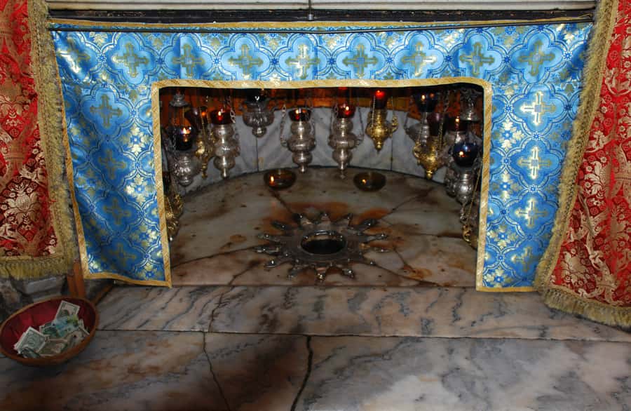 Jerusalem and Bethlehem Full-Day Tour from Jerusalem - Old City walking route: Kidron Valley, old walls, and the Garden of Gethsemane views