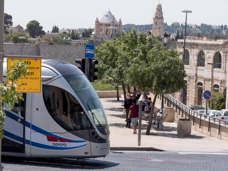 Jerusalem Half-Day Sightseeing Tour - Timing, crowds, and how to plan your lunch at the right hour