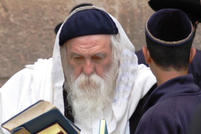 Jerusalem Heritage Private Tour - Walking from the Cardo to the Hurva Synagogue, you’ll read the city in layers