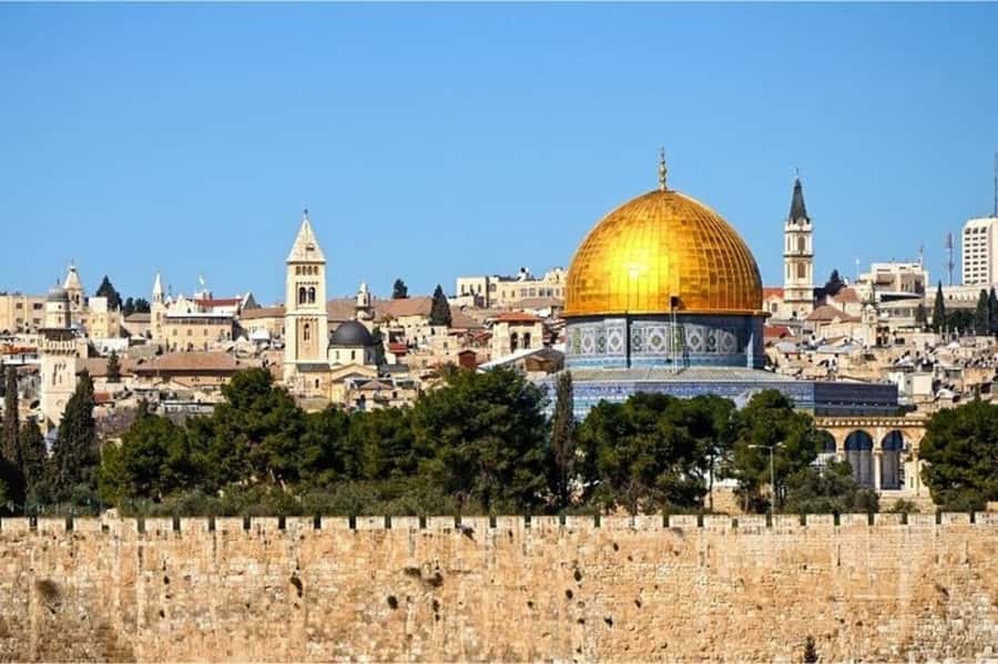 Jerusalem : Must-See Attractions Private Walking Tour - Temple Mount: Dome of the Rock, Al-Aqsa, and the art of respectful watching