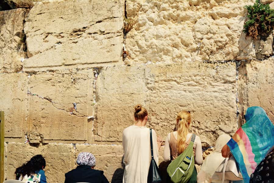 Jerusalem: Old City Shabbat Experience and Walking Tour - Hurva Synagogue: why rebuildings matter, not just the building