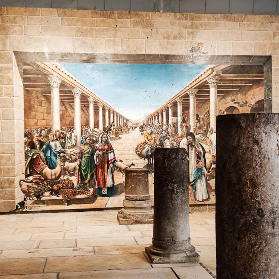 Jerusalem: Tour with Private Guide - Western Wall prayer note: the moment you can actually participate