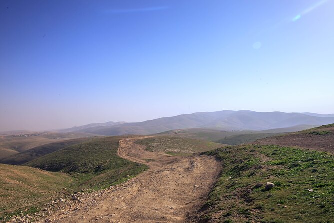 Judean Desert Jeep Adventure from Jerusalem - Stop 1: Har Montar, panoramic heights and a sense of place
