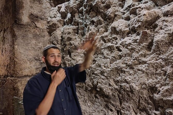 Magical Walking Tour in Old City of Jerusalem - Who leads this tour, and why a private guide changes the feel