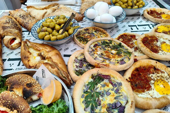 Mahane Yehuda Market food tour jerusalem - What the 2.5 hours feels like, moment by moment