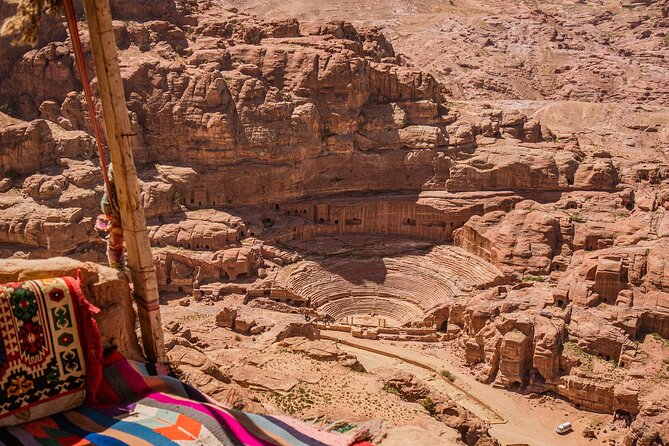 Petra 1-Day Tour from Jerusalem with FREE Authentic Lunch - Horseback entry upgrade: what it adds and what to watch