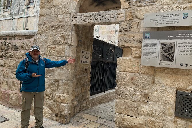 Private Full-Day Walking Tour of Jerusalem - Via Dolorosa: the first stations on foot, plus a real lunch window