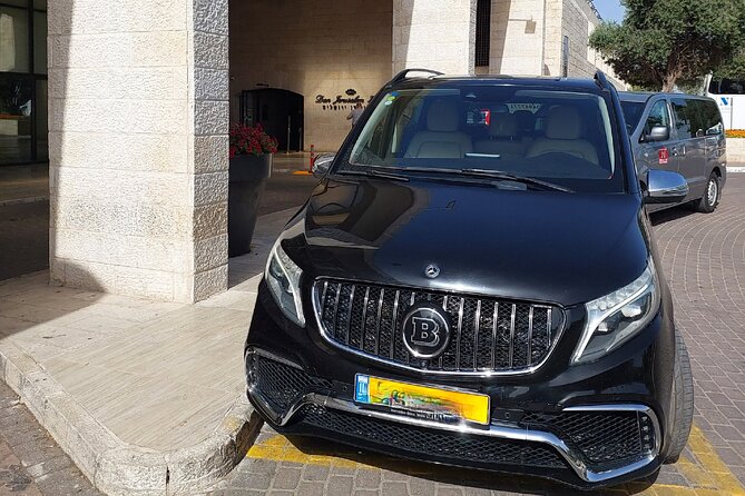 Private Transportation From / To Ben Gurion Airport to Tel Aviv Hotels - How the Private Transfer Works (Mobile Ticket, Driver Meet-Up, One-Way)
