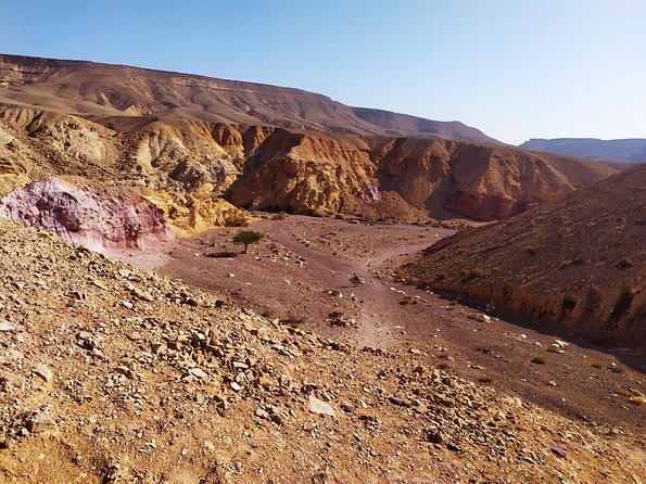 Red canyon jeep tour in Eilat - Mt. Yoash: the four-countries viewpoint and the best payoff