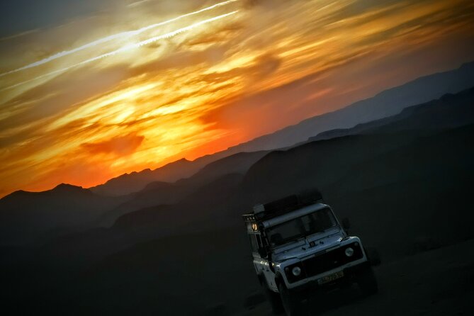 Sunset time Ramon Crater Jeep tour, bonfire and stargazing - Stop 3: Campfire Coffee and Stargazing in the Dark