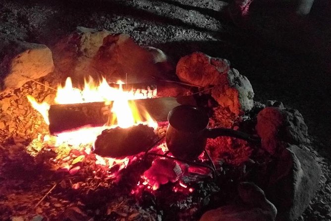 Sunset time Ramon Crater Jeep tour, bonfire and stargazing - Price and Value: What $522 Per Group Really Buys