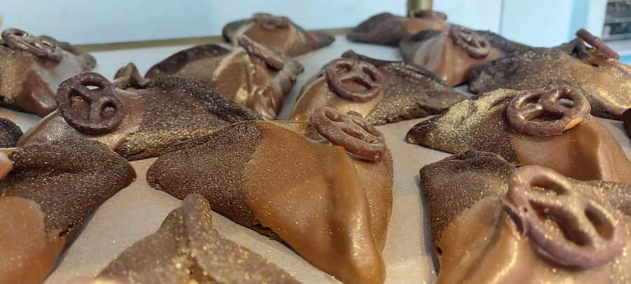 Tel Aviv: 2-Hour Jaffa Flea Market Tour with Tastings - Turkish, North African, Balkan, Eastern European: How the Guide Connects the Dots