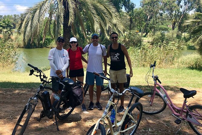 Tel Aviv Highlights Bike Tour - Tel Aviv Marina and the beachfront promenade rhythm
