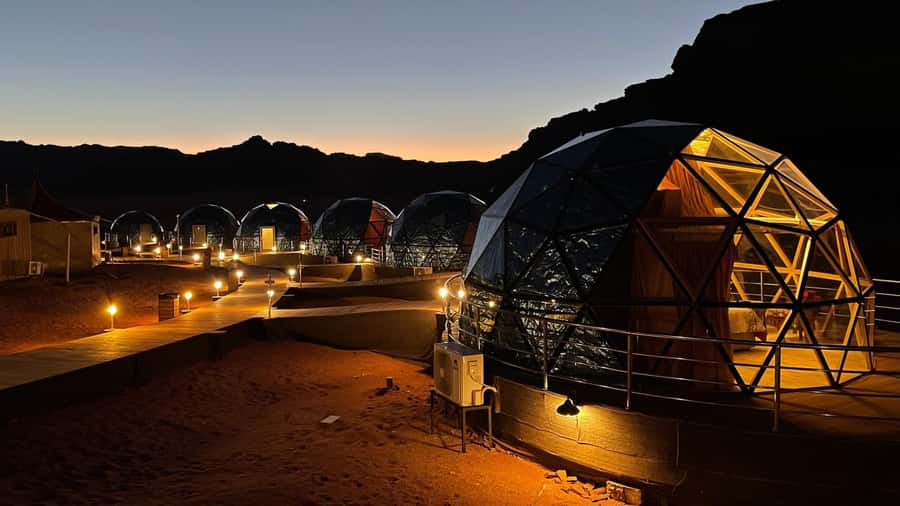 Tel Aviv: Petra & Wadi Rum 2-Day Glamping Trip with Flights - Key points worth knowing before you go
