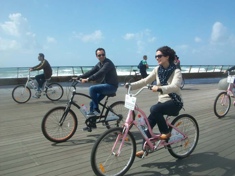 Tel Aviv: Private Bike Tour - Key things you’ll notice on this Tel Aviv Bike Tour