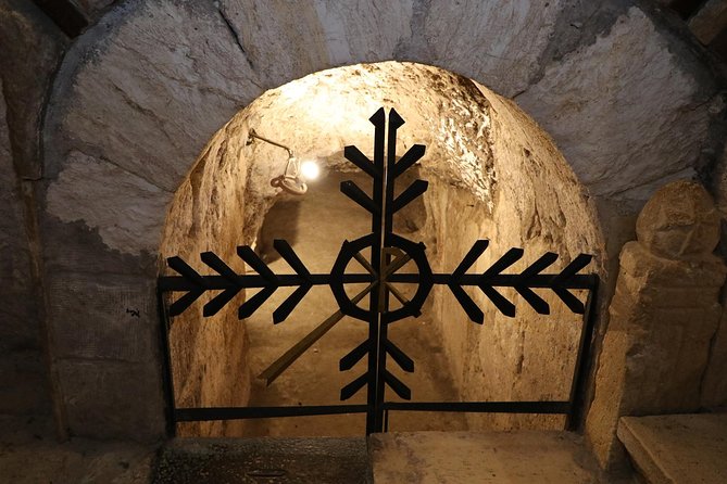 Travel To Bethlehem, Jericho & Jordan River - Group Guided Tour from Jerusalem - Zaccheus’ Tree and Elijah Spring: small stops with big Bible associations